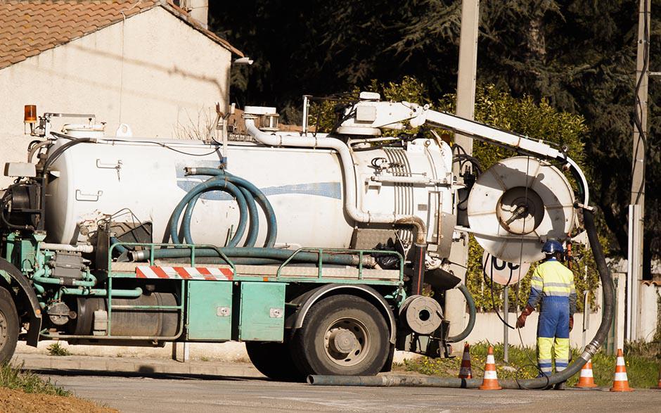 tuyau débouche canalisation Bièvres