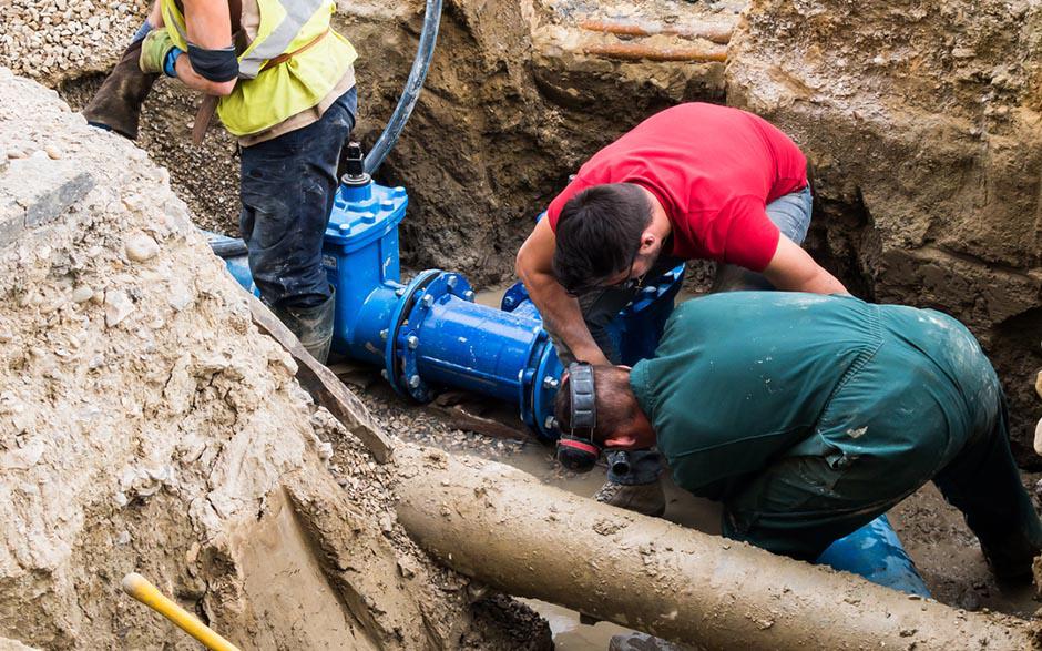 tuyau débouche canalisation Bièvres